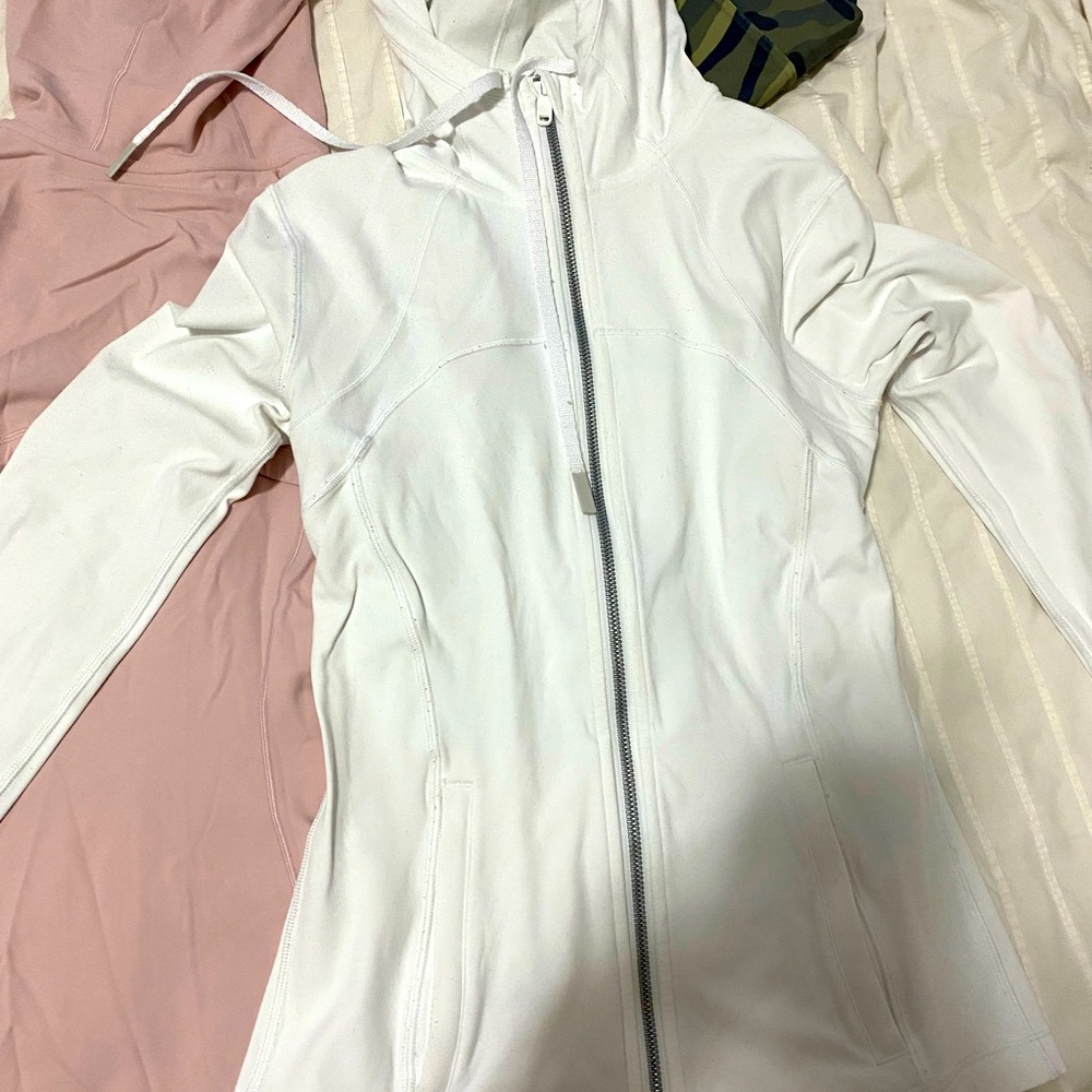 Align define jacket nulu